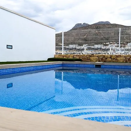 Panoramic Personal Pool